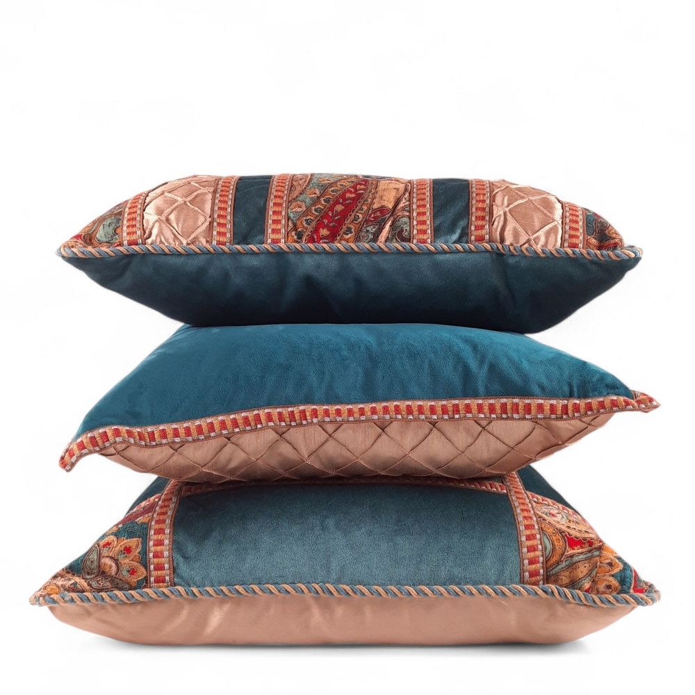 3 MICHAEL AMINI Luxury Velvet Feather Accent Throw Pillows Paisley Teal Down